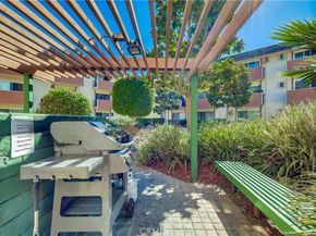 5585 E Pacific Coast 140, Long Beach CA 90804