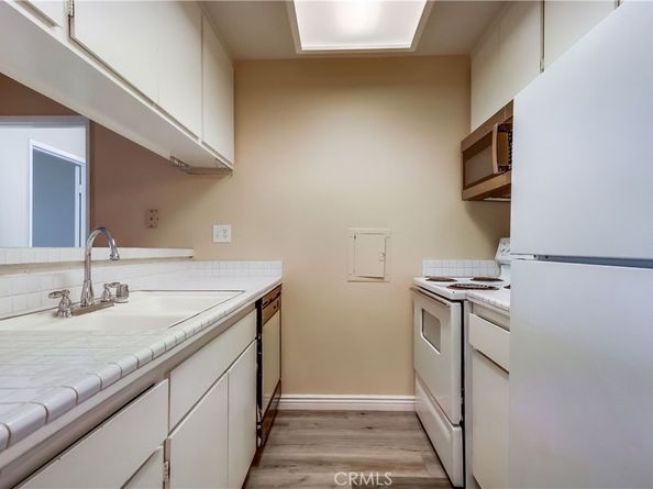 5585 E Pacific Coast 140, Long Beach CA 90804