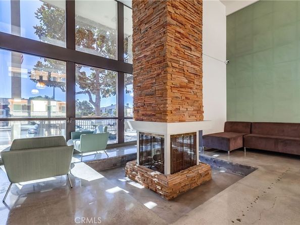 5585 E Pacific Coast 140, Long Beach CA 90804