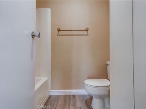 5585 E Pacific Coast 140, Long Beach CA 90804