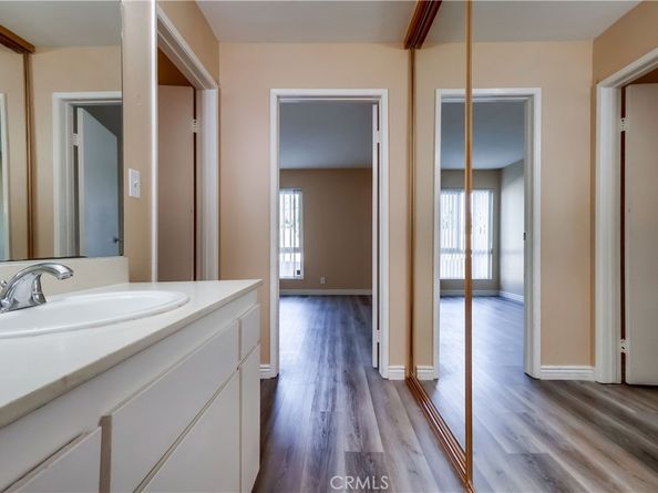 5585 E Pacific Coast 140, Long Beach CA 90804