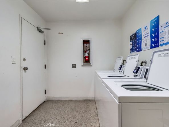 5585 E Pacific Coast 140, Long Beach CA 90804