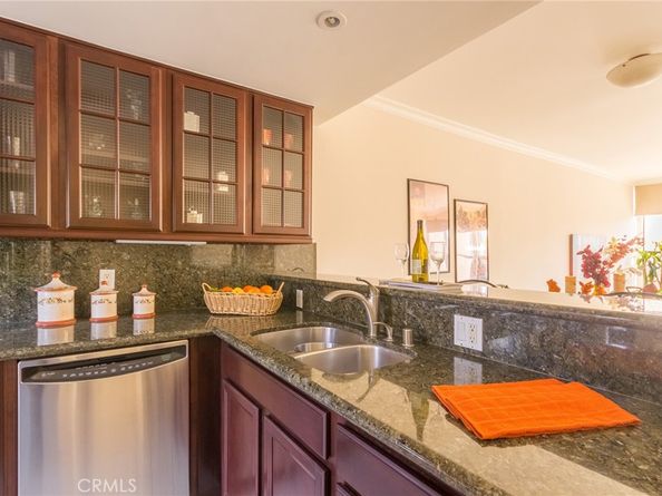 5336 Marina Pacifica N, Long Beach CA 90803