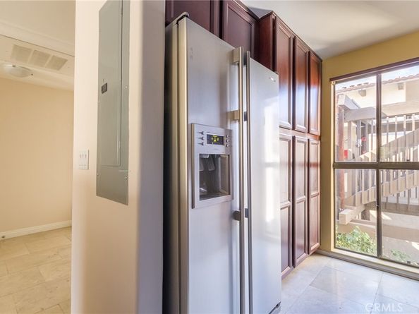 5336 Marina Pacifica N, Long Beach CA 90803