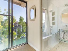 5336 Marina Pacifica N, Long Beach CA 90803