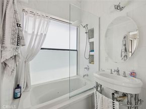 5336 Marina Pacifica N, Long Beach CA 90803