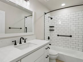 1030 W MacArthur Boulevard 132, Santa Ana CA 92707