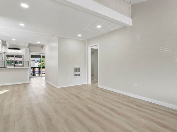 1030 W MacArthur Boulevard 132, Santa Ana CA 92707