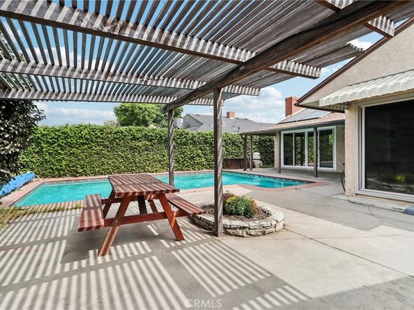 3361 N Bellflower, Long Beach CA 90808