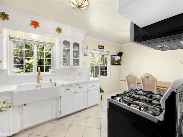 412 E Camile Street, Santa Ana CA 92701