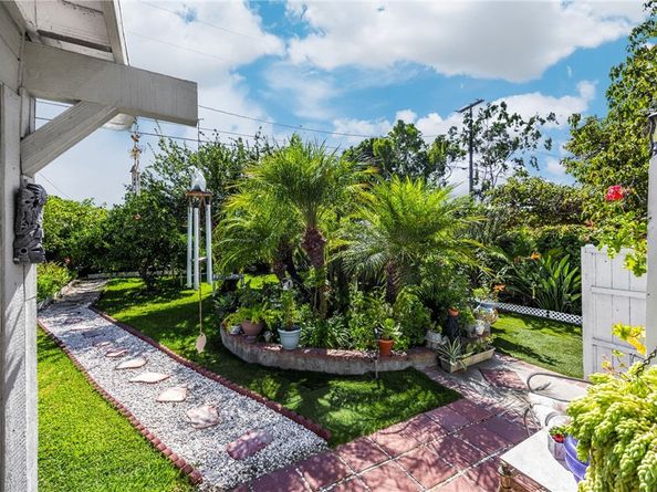 412 E Camile Street, Santa Ana CA 92701