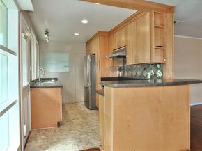 6040 W 76th Street, Los Angeles CA 90045