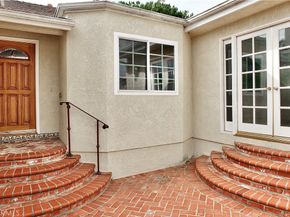 6040 W 76th Street, Los Angeles CA 90045