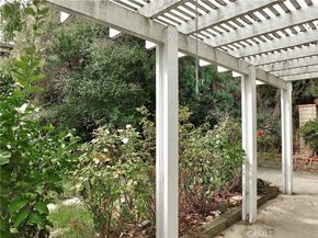 6040 W 76th Street, Los Angeles CA 90045