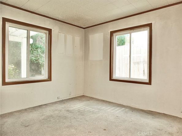 6040 W 76th Street, Los Angeles CA 90045
