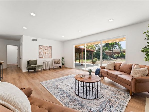 9915 Corella Avenue, Whittier CA 90603