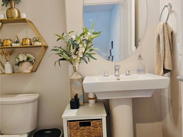 9871 Alburtis Avenue 38, Santa Fe Springs CA 90670