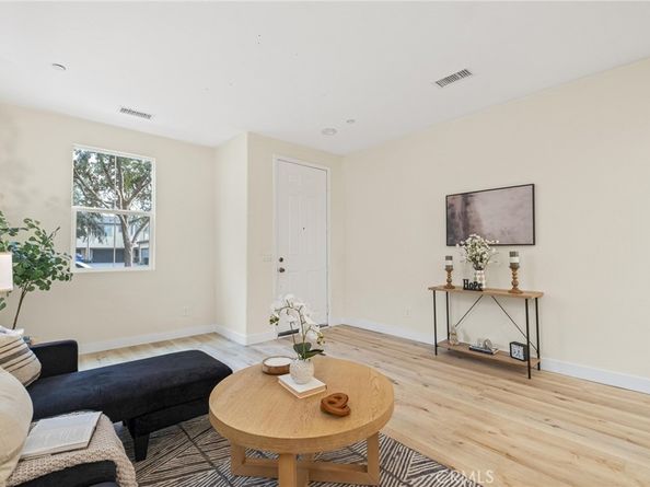 3175 E Yountville, Ontario CA 91761