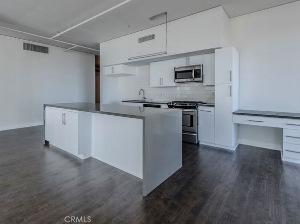 1111 S Grand, Los Angeles CA 90015