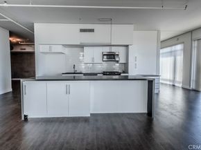 1111 S Grand, Los Angeles CA 90015