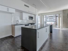 1111 S Grand, Los Angeles CA 90015