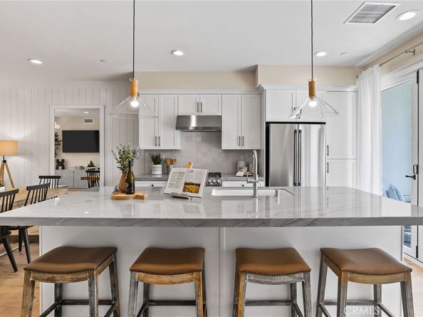 19071 Main Street 117, Huntington Beach CA 92648