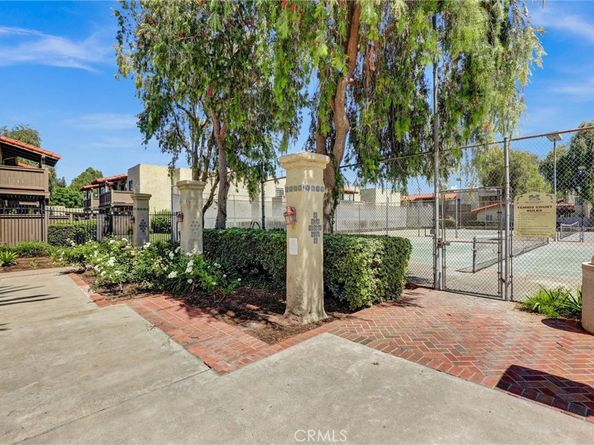 1345 Cabrillo Park Drive R02, Santa Ana CA 92701