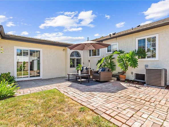 6557 E Walkerton Street, Long Beach CA 90808