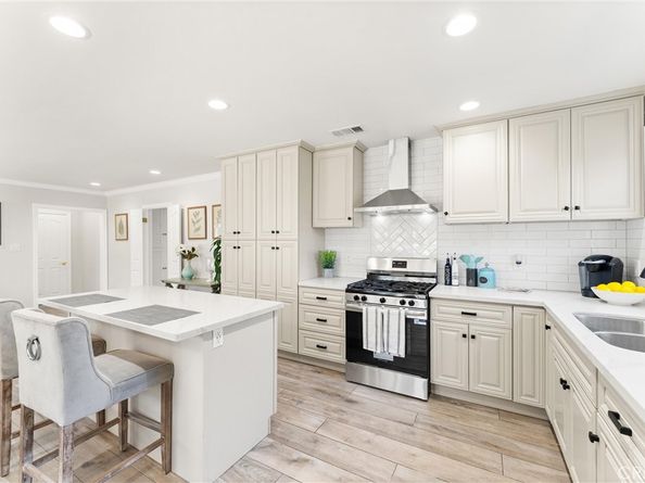 6557 E Walkerton Street, Long Beach CA 90808
