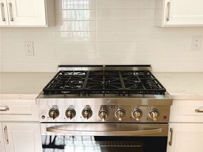 6515 Cimarron, Los Angeles CA 90047