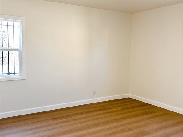 6515 Cimarron, Los Angeles CA 90047