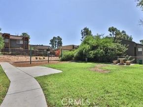 1350 N Escondido Boulevard N 41, Escondido CA 92026