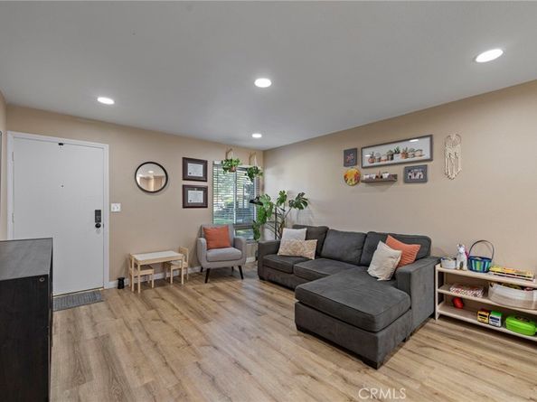 3029 N Cottonwood Street 12, Orange CA 92865