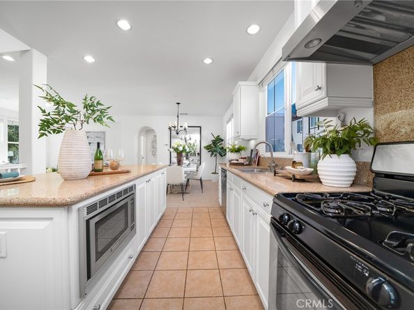 883 Terrace Lane Way W 1, Diamond Bar CA 91765