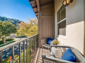 883 Terrace Lane Way W 1, Diamond Bar CA 91765