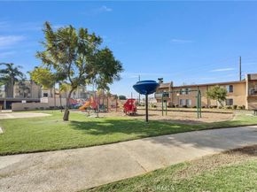 801 S Lyon 42, Santa Ana CA 92705