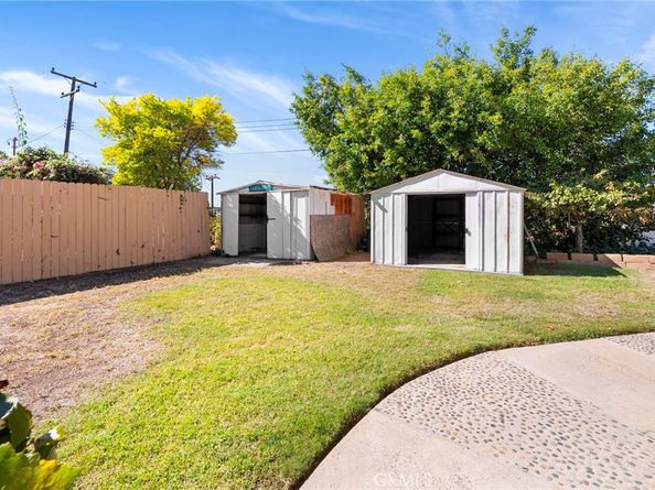 2541 Thorn Pl, Fullerton CA 92835