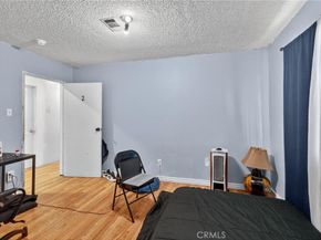 1139 E 82nd, Los Angeles CA 90001