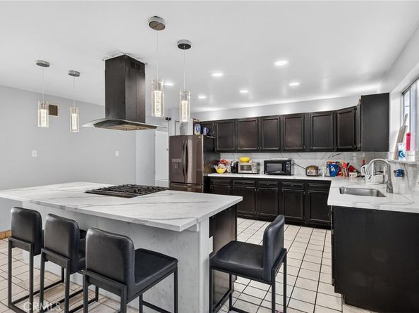 1139 E 82nd, Los Angeles CA 90001