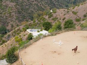 1119 Linda Flora Drive, Los Angeles CA 90049