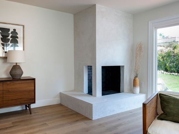 2122 S Harcourt Avenue, Los Angeles CA 90016