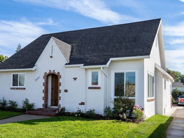 2122 S Harcourt Avenue, Los Angeles CA 90016