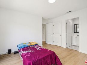227 W 41st Street, Los Angeles CA 90037