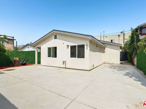 227 W 41st Street, Los Angeles CA 90037