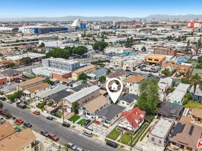 227 W 41st Street, Los Angeles CA 90037