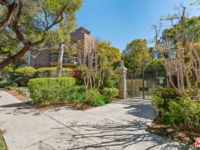 950 N Kings Road 106, West Hollywood CA 90069