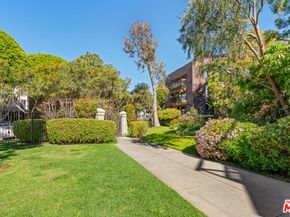 950 N Kings Road 106, West Hollywood CA 90069