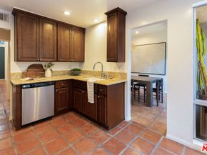 1013 16th Street 104, Santa Monica CA 90403