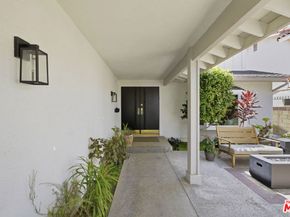 5507 Bluebell Avenue, Valley Village CA 91607