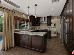 5507 Bluebell Avenue, Valley Village CA 91607